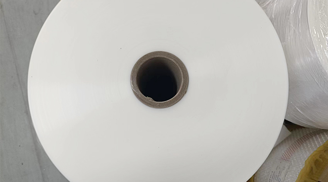 Difference between PET and PVC self-adhesive labels