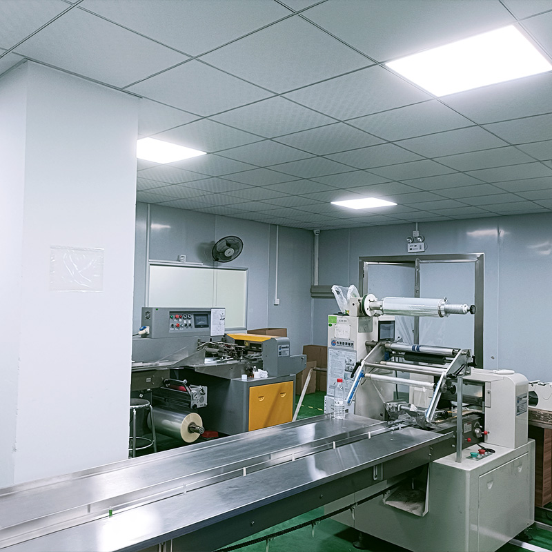 Automatic PE packaging process